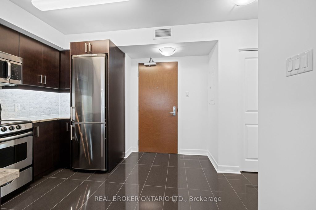 Photo of 195 Besserer Street #407, Lower Town - Sandy Hill, ON K1N 0B6 (MLS # X12402860)