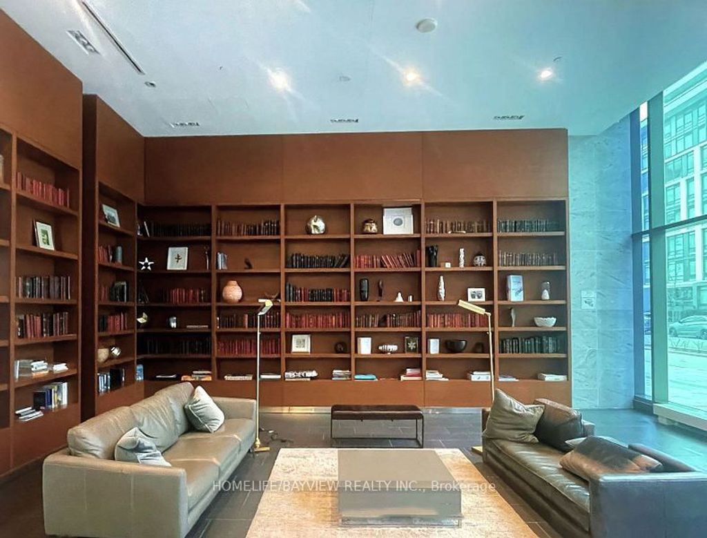 Photo of 170 Fort York Boulevard #1406, Toronto, ON M5V 0E6 (MLS # C12931636)