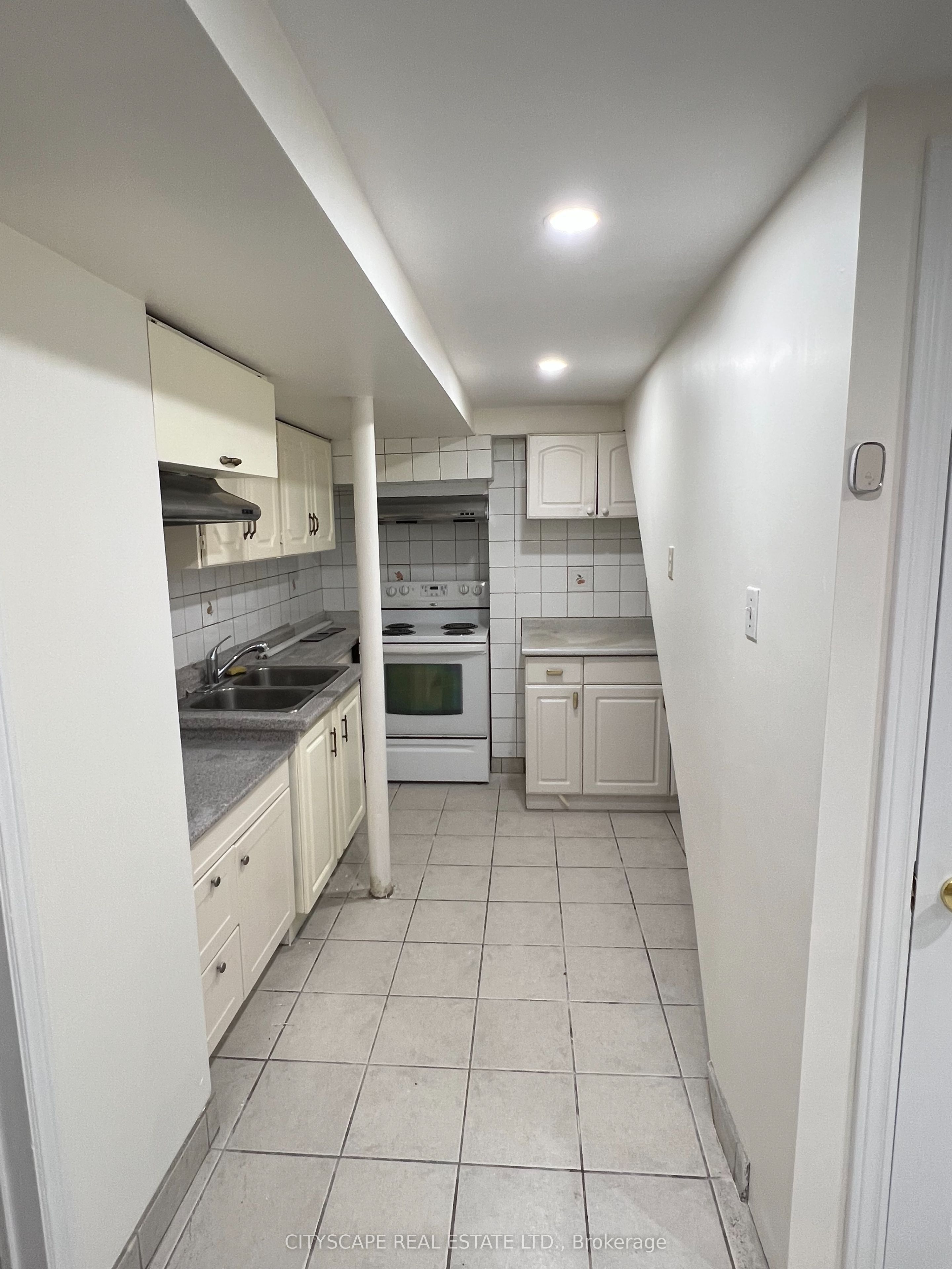 4813 Creditview Road Basement