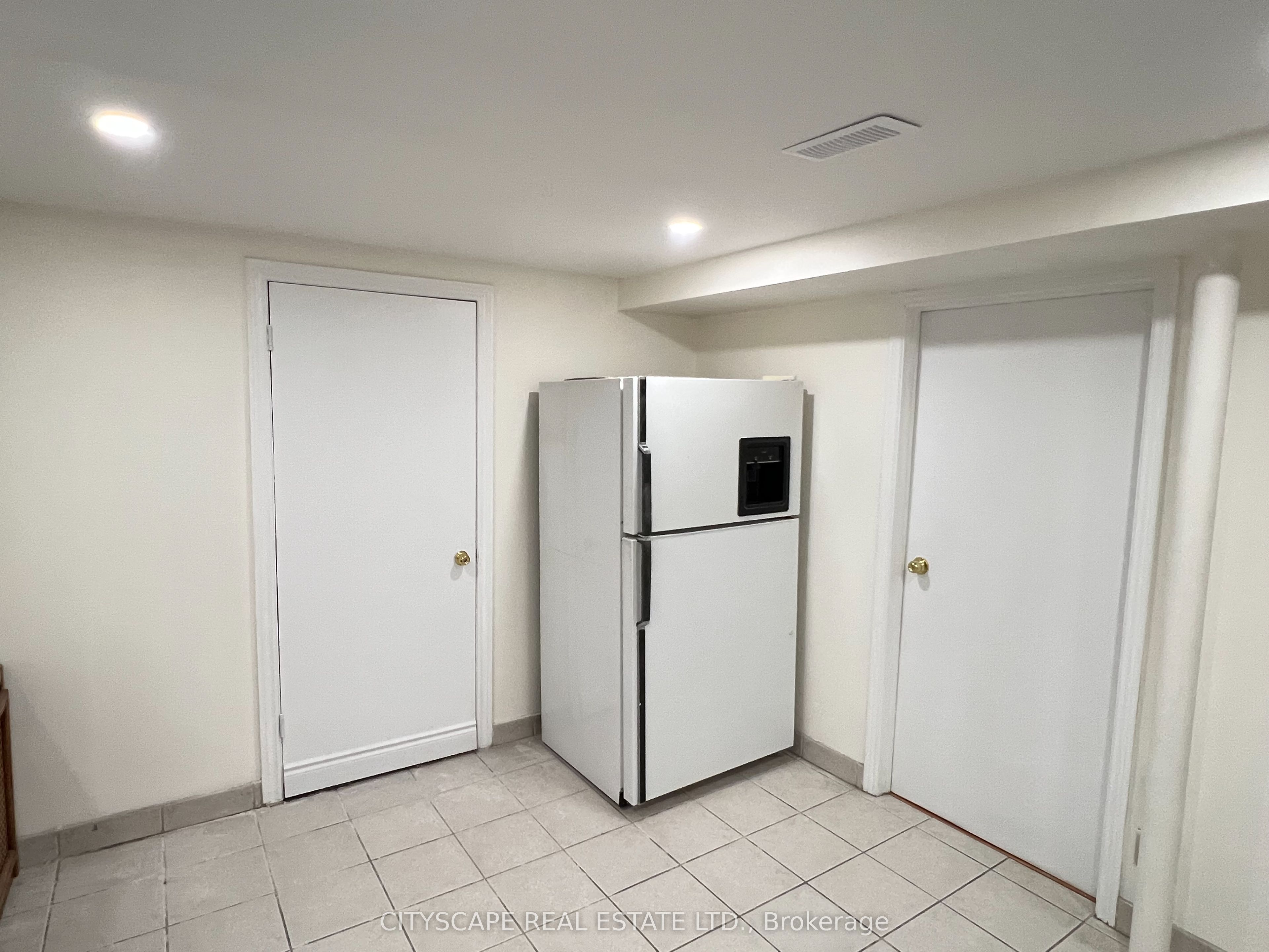 4813 Creditview Road Basement