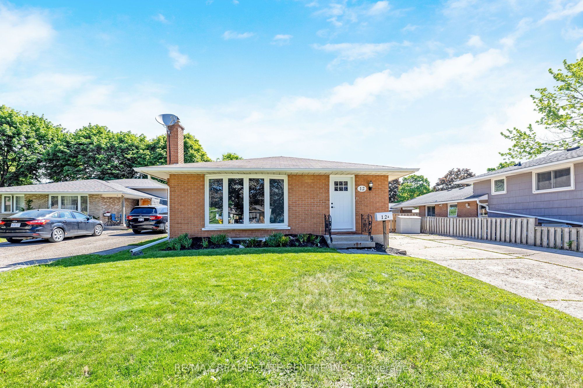 12 Selkirk Court