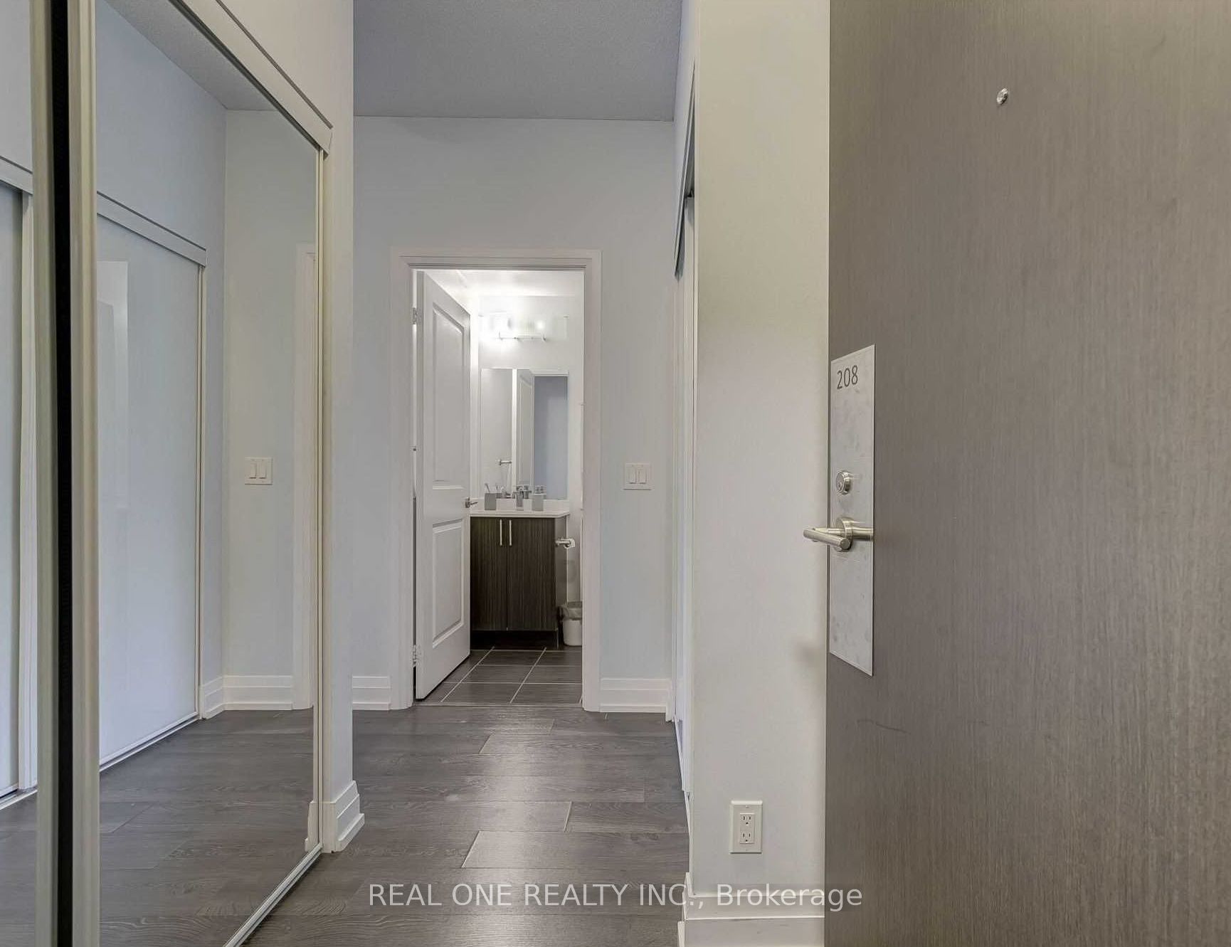 7890 Bathurst Street #208