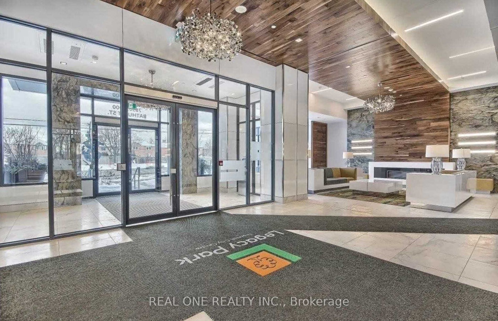 7890 Bathurst Street #208