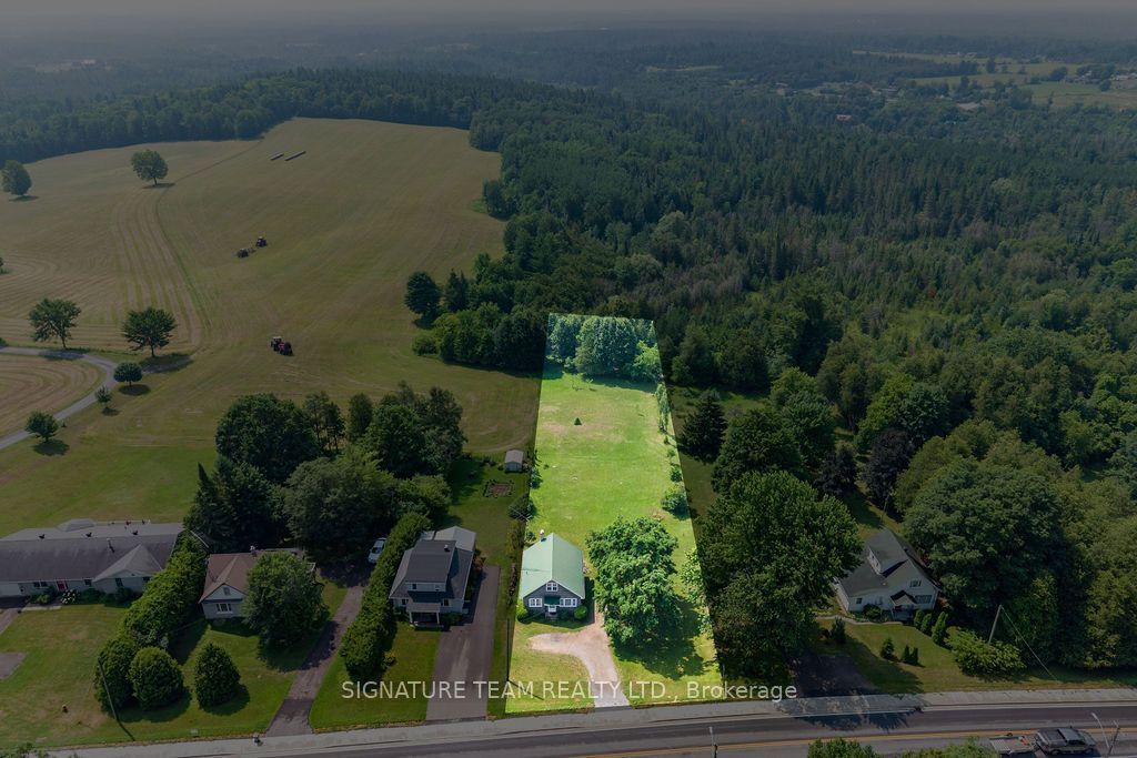 Photo of 227 Bonnechere Street E, Bonnechere Valley, ON K0J 1T0 (MLS # X13577148)