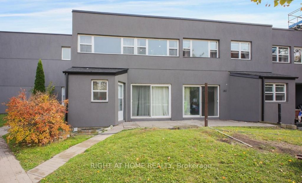 Photo of 3040 Constitution Boulevard #141, Mississauga, ON L4Y 3X7 (MLS # W13210884)