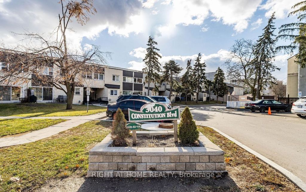 Photo of 3040 Constitution Boulevard #141, Mississauga, ON L4Y 3X7 (MLS # W13210884)
