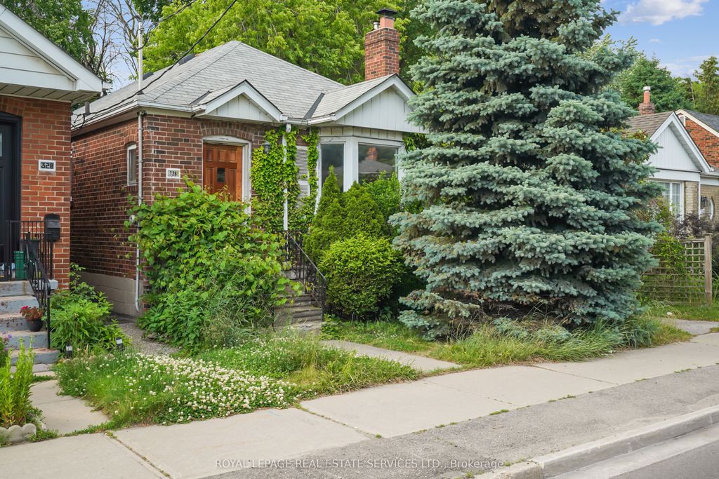 Photo of 326 Lawrence Avenue W, Toronto, ON M5M 1B4 (MLS # C12303438)
