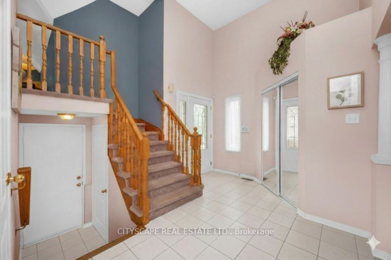 6121 Maple Gate Circle