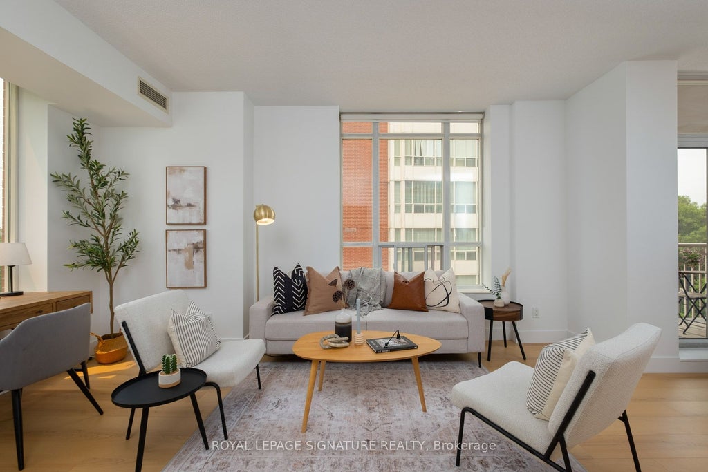 Photo of 485 Rosewell Avenue #308, Toronto, ON M4R 2J2 (MLS # C13814900)