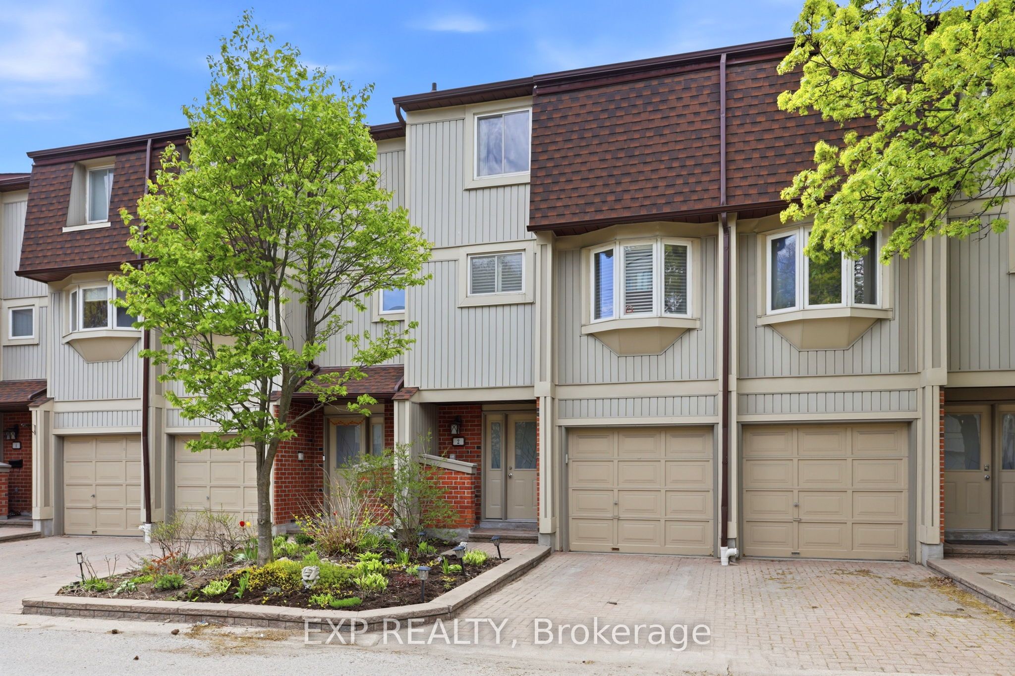 1010 Walden Circle 2