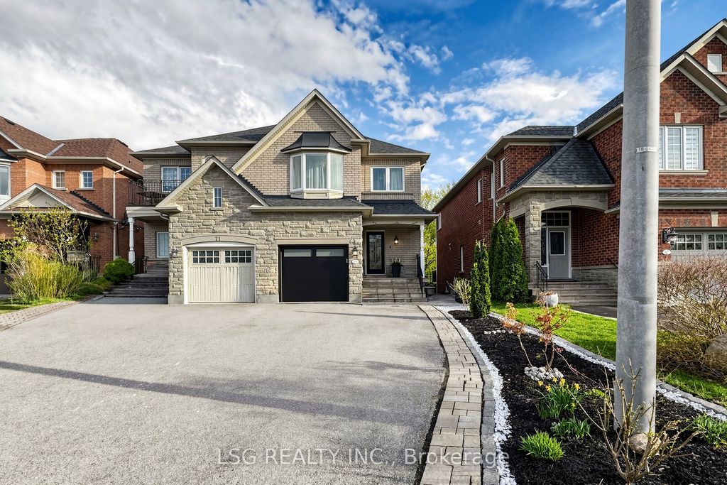 Photo of 69 Gamble Glen Crescent, Richmond Hill, ON L4S 2T3 (MLS # N13100396)