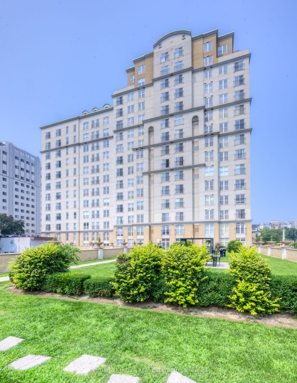 Photo of 135 James Street S #315, Hamilton, ON L8P 2Z6 (MLS # X12652586)