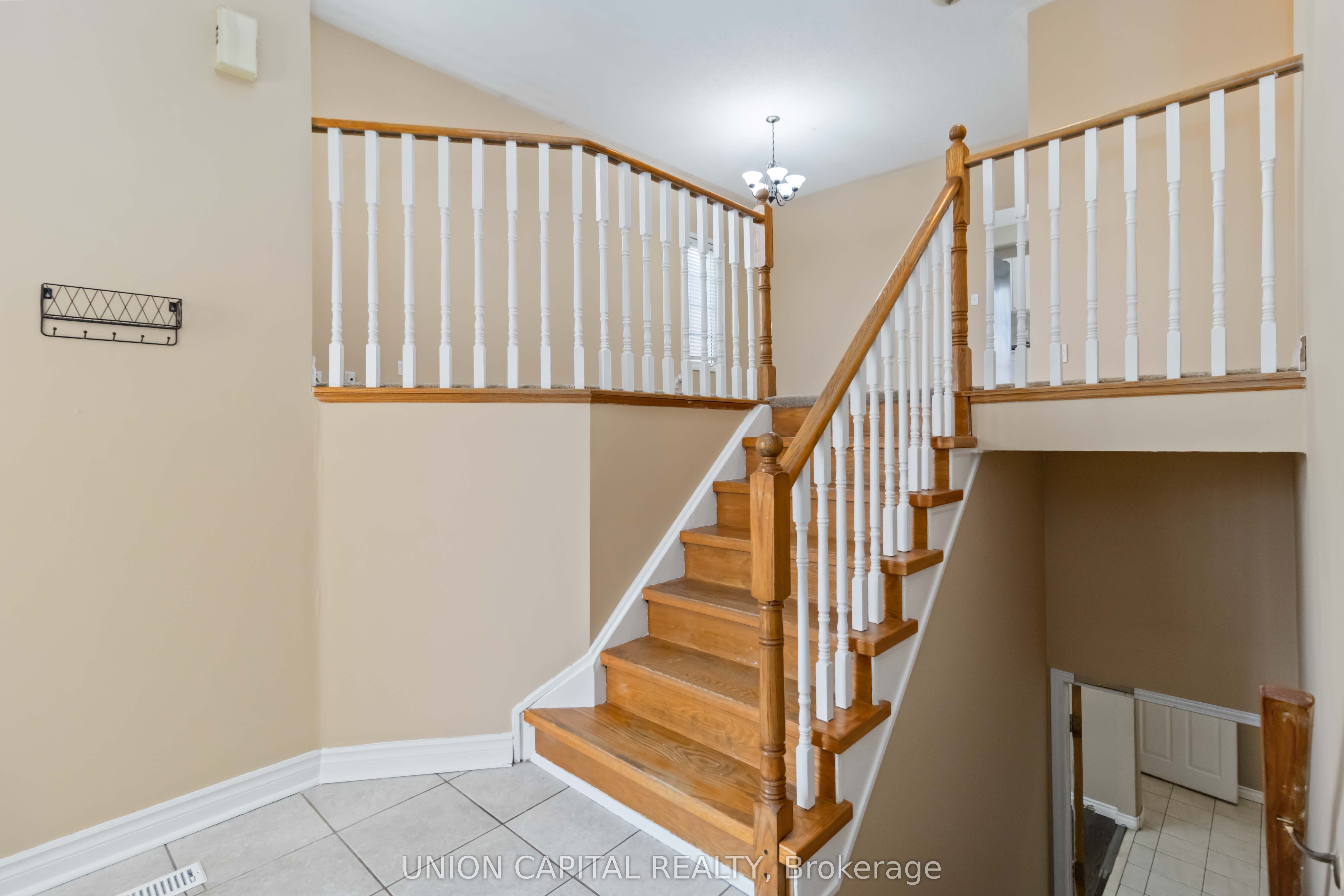 639 Twain Avenue Main