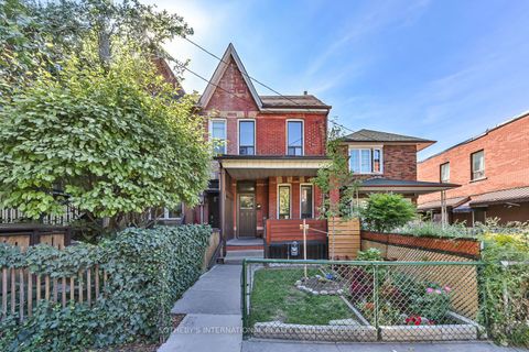 278 Clinton Street Toronto ON M6G 2Y6