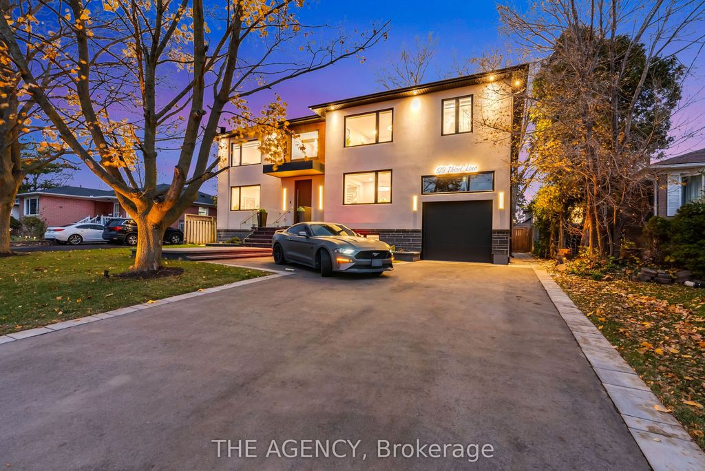 Photo of 519 Third Line, Oakville, ON L6L 4A8 (MLS # W12723112)