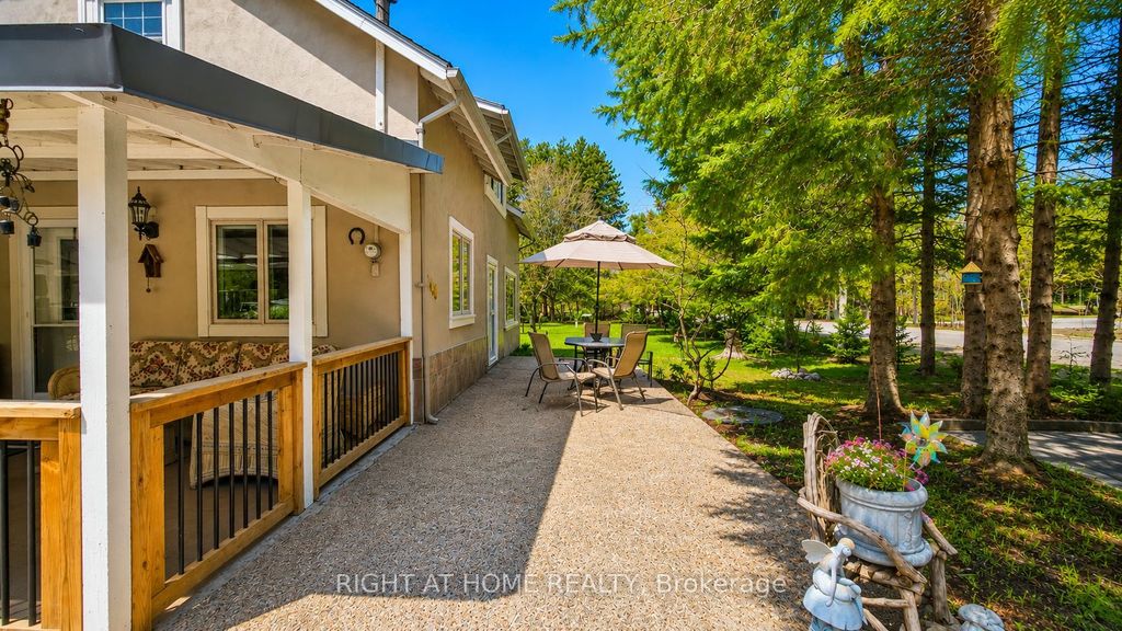 Photo of 640 Tiny Beaches Road N, Tiny, ON L0L 2J0 (MLS # S13106516)