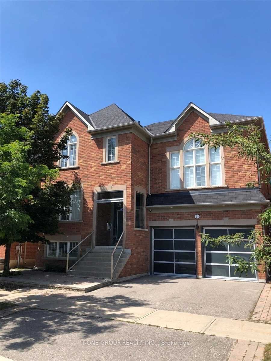 Photo of 24 ALPACA Drive, Richmond Hill, ON L4E 0E6 (MLS # N14114816)