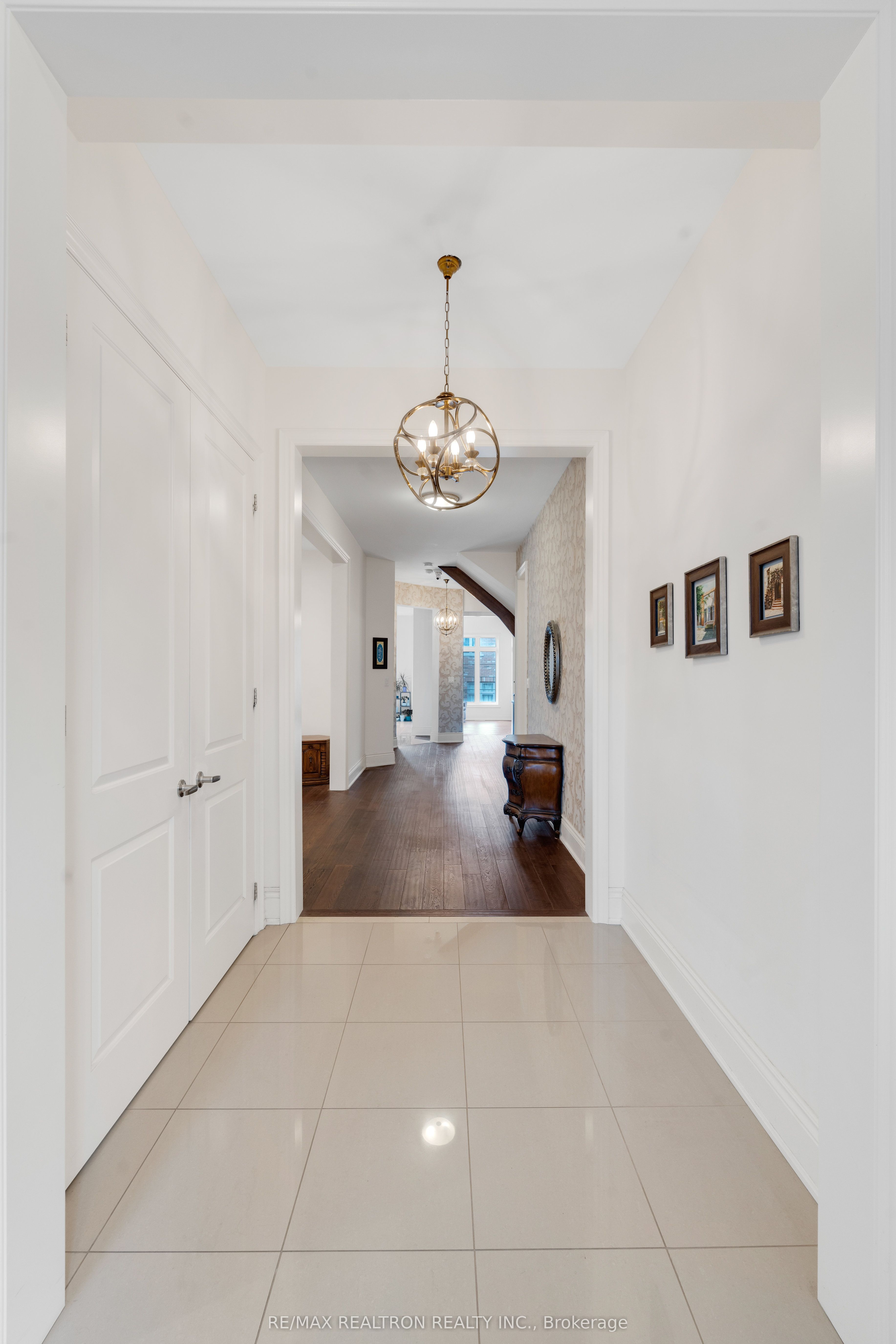 7 Aspy Court