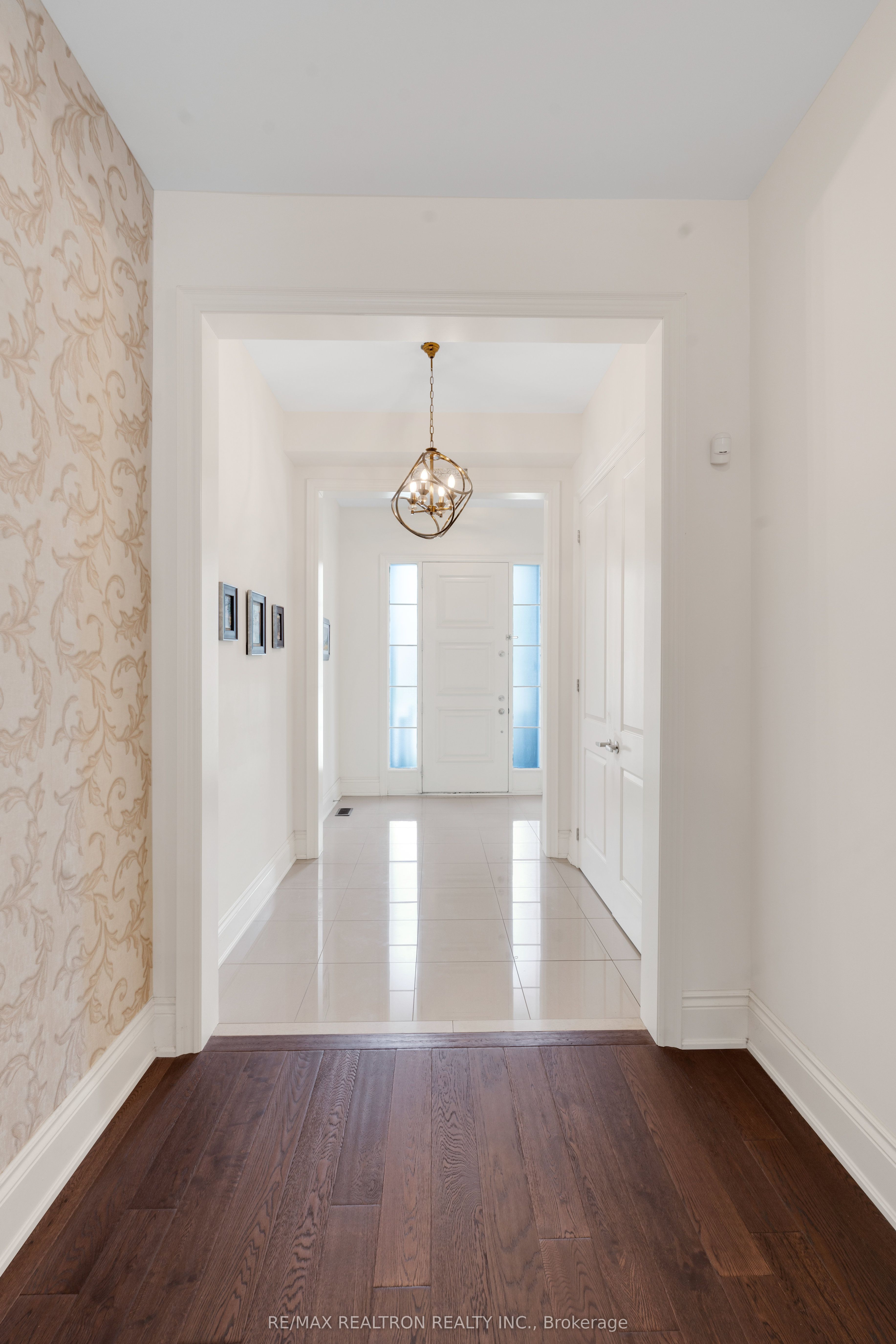 7 Aspy Court