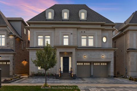 7 Aspy Court Vaughan ON L6A 4X8