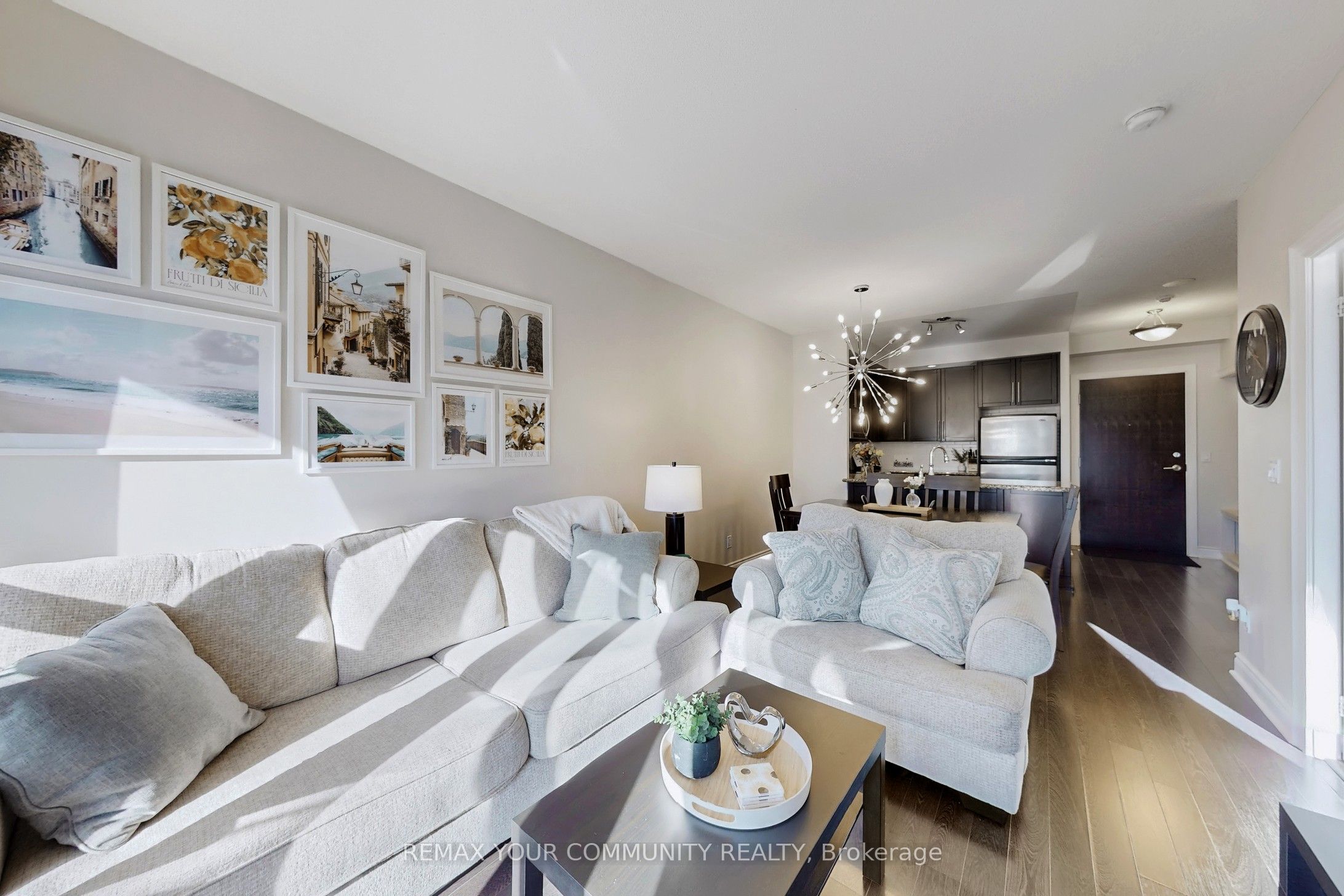 23 Cox Boulevard 962