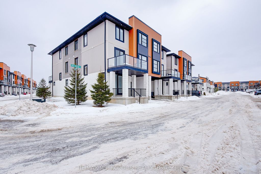 Photo of 996 West Village Square #996, London North, ON N6H 0J7 (MLS # X12809948)