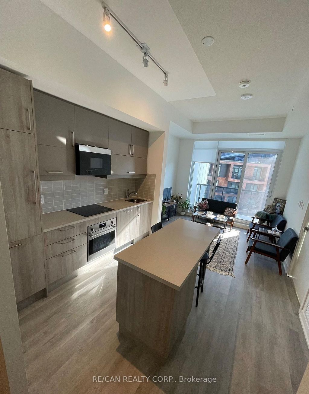 Photo of 292 VERDALE Crossing #(BUILDING B) UNIT 10, Markham, ON L6G 0H6 (MLS # N12855346)