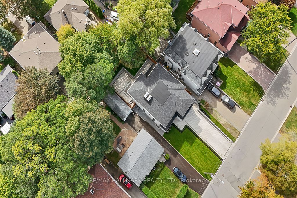 81 Meadowview Avenue