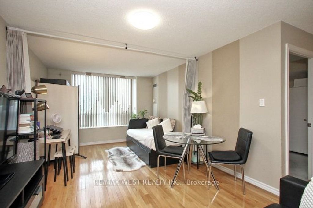 Photo of 125 Omni Drive #339, Toronto, ON M1P 5A9 (MLS # E13075672)