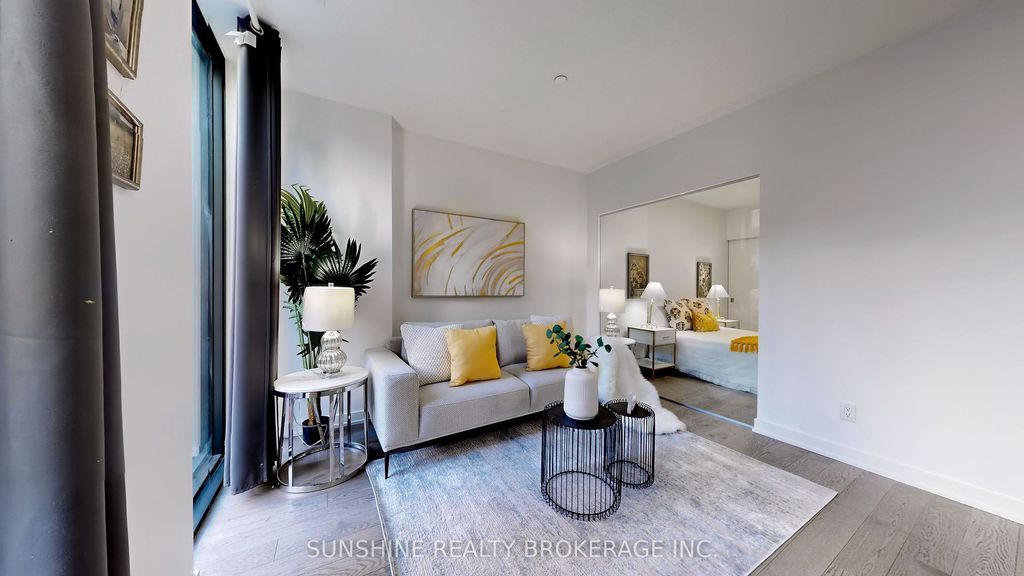 Photo of 25 Richmond Street E #422, Toronto, ON M5A 4T7 (MLS # C12631452)