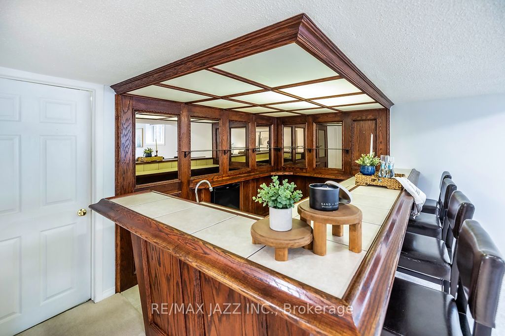 Photo of 875 Beatrice Street E, Oshawa, ON L1K 2H8 (MLS # E12452463)