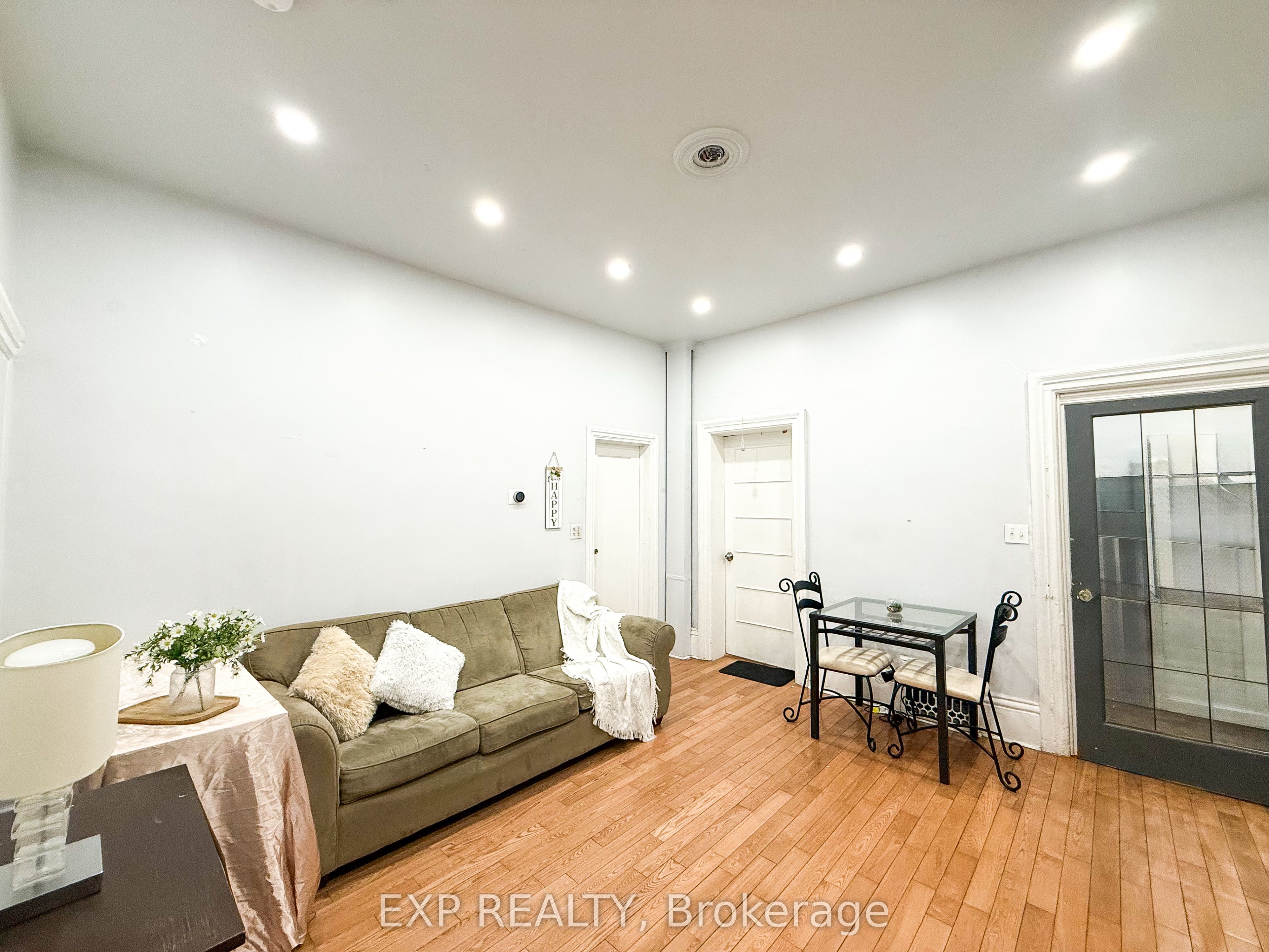 80 Sherwood Drive