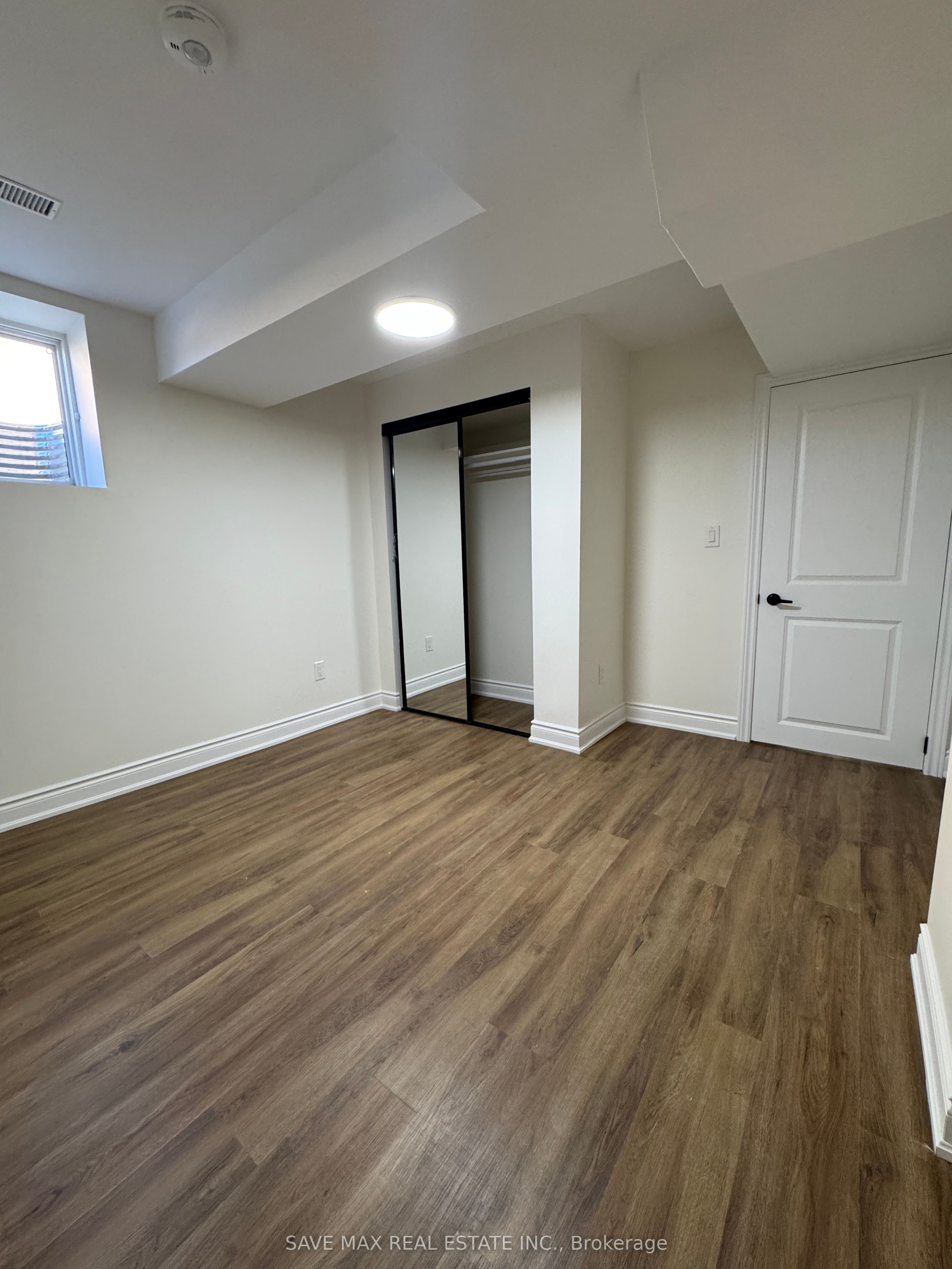 48 Sapwood Crescent lower