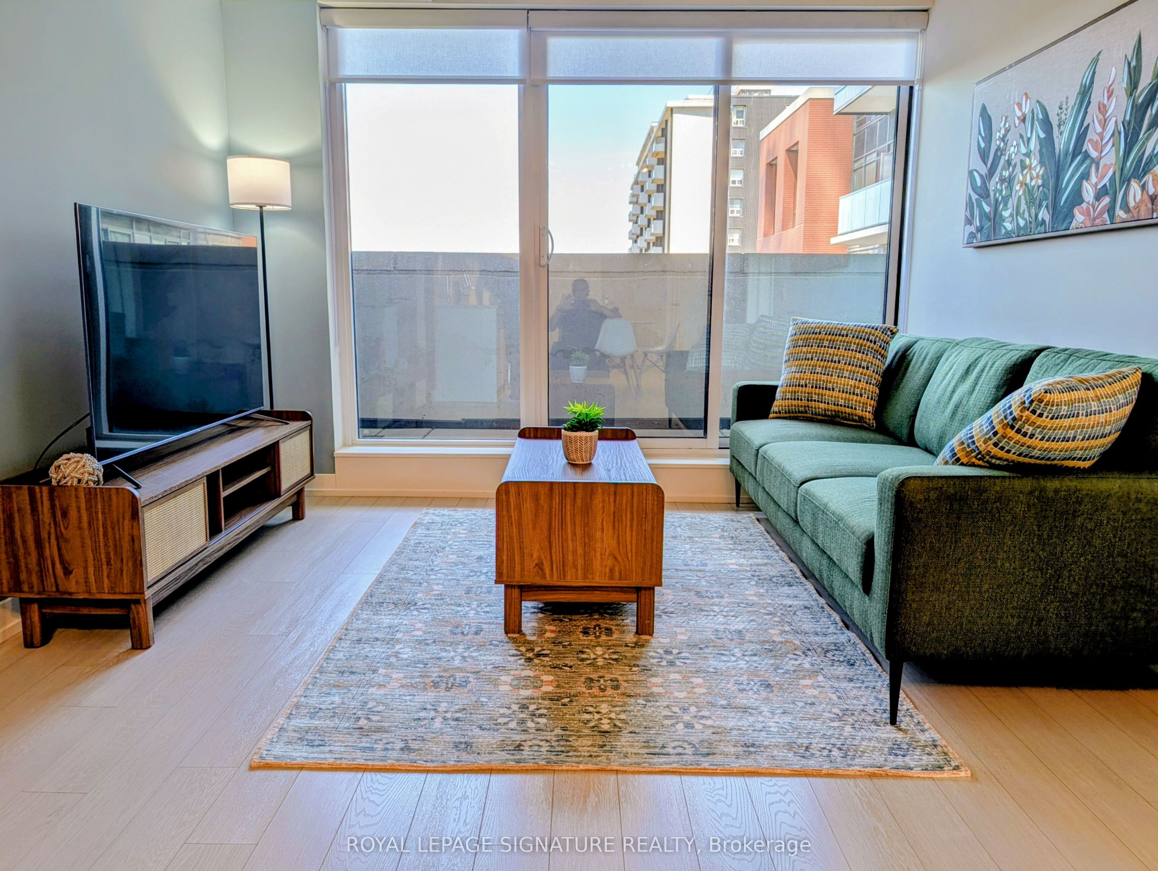 4010 Eglinton Avenue W 509