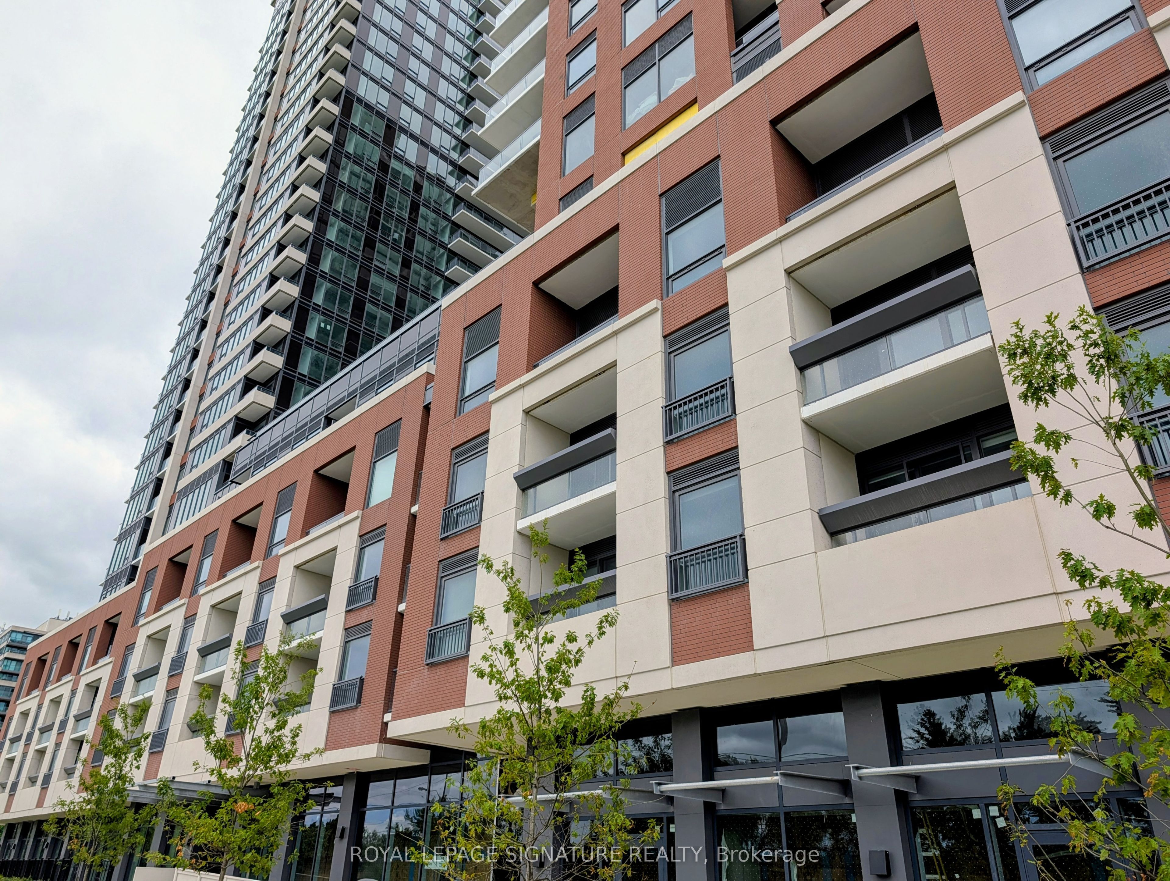 4010 Eglinton Avenue W 509