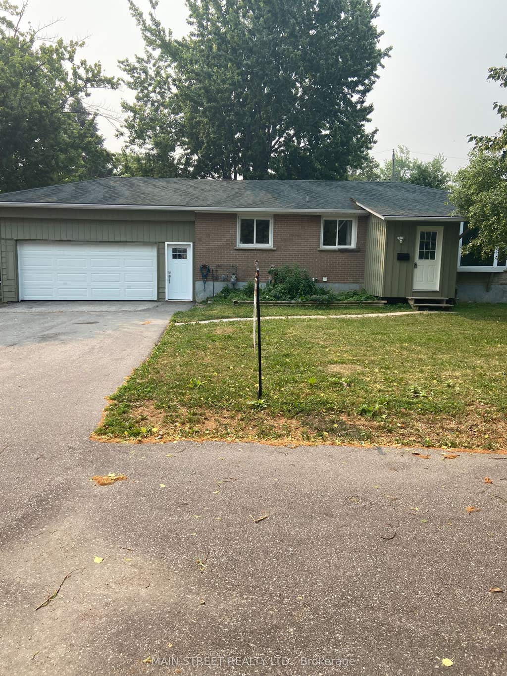 Photo of 329 James Street E, Orillia, ON L3V 1M4 (MLS # S13517662)