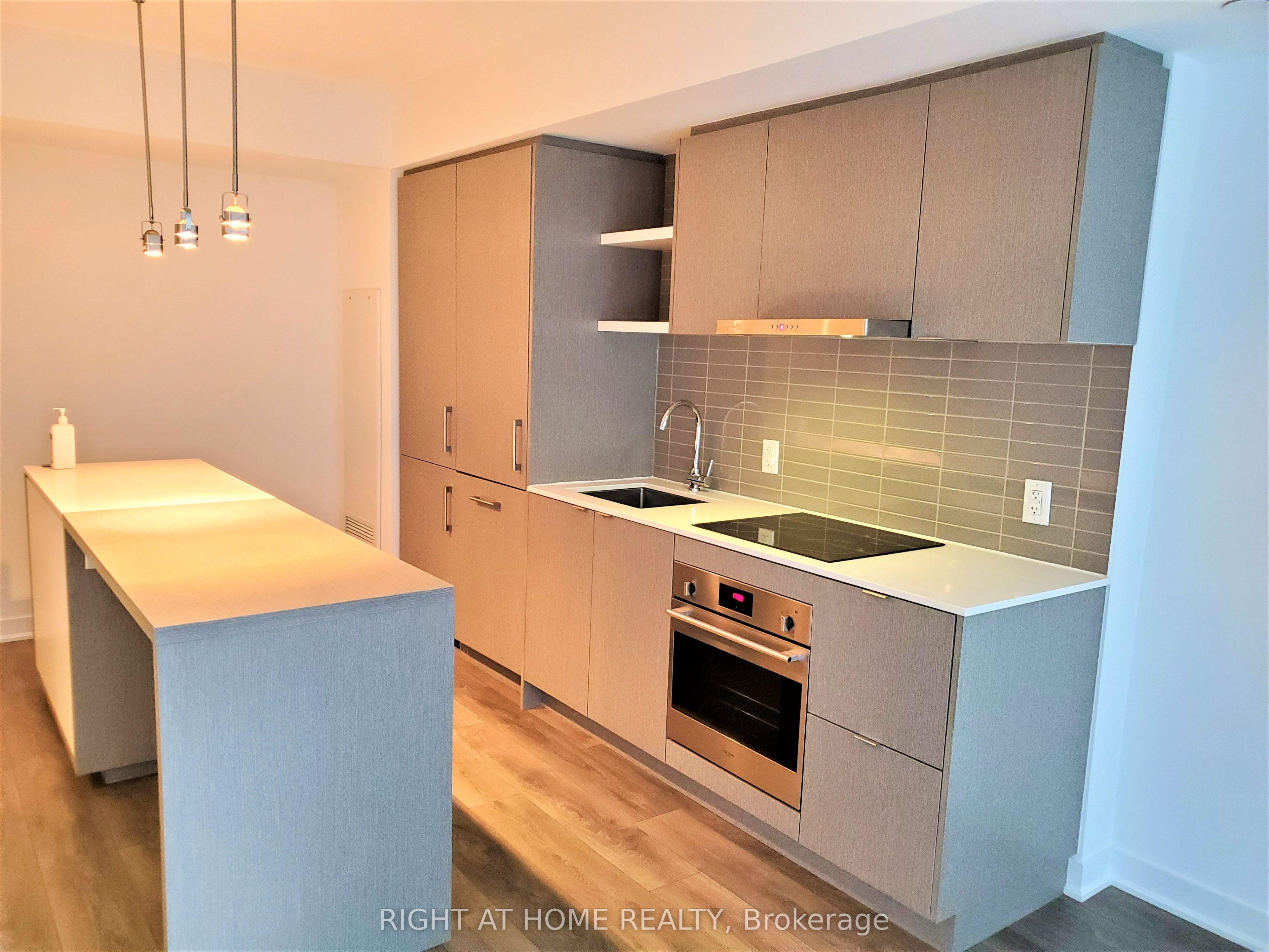 88 Harbour Street 1401