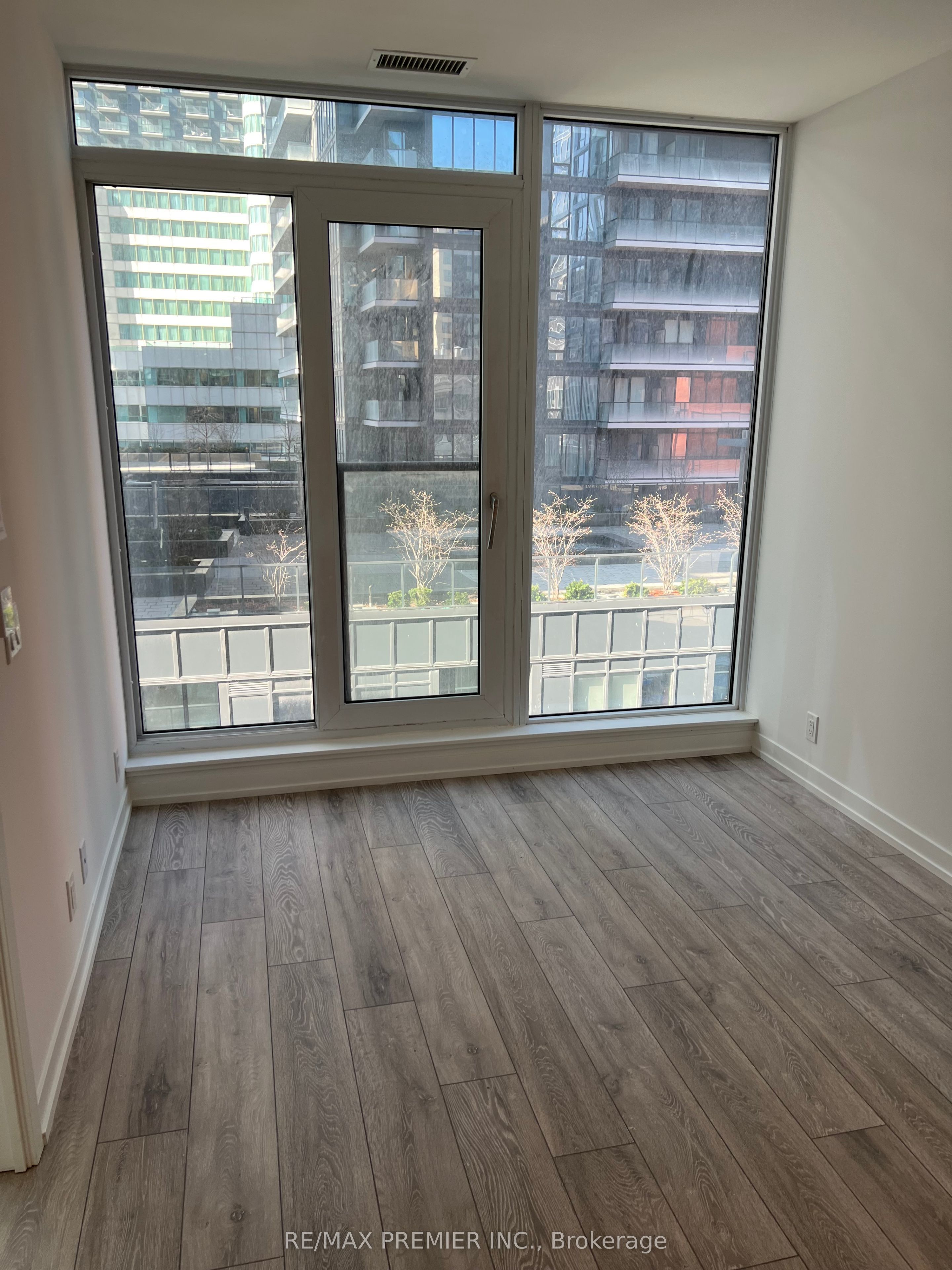 55 Mercer Street 1007