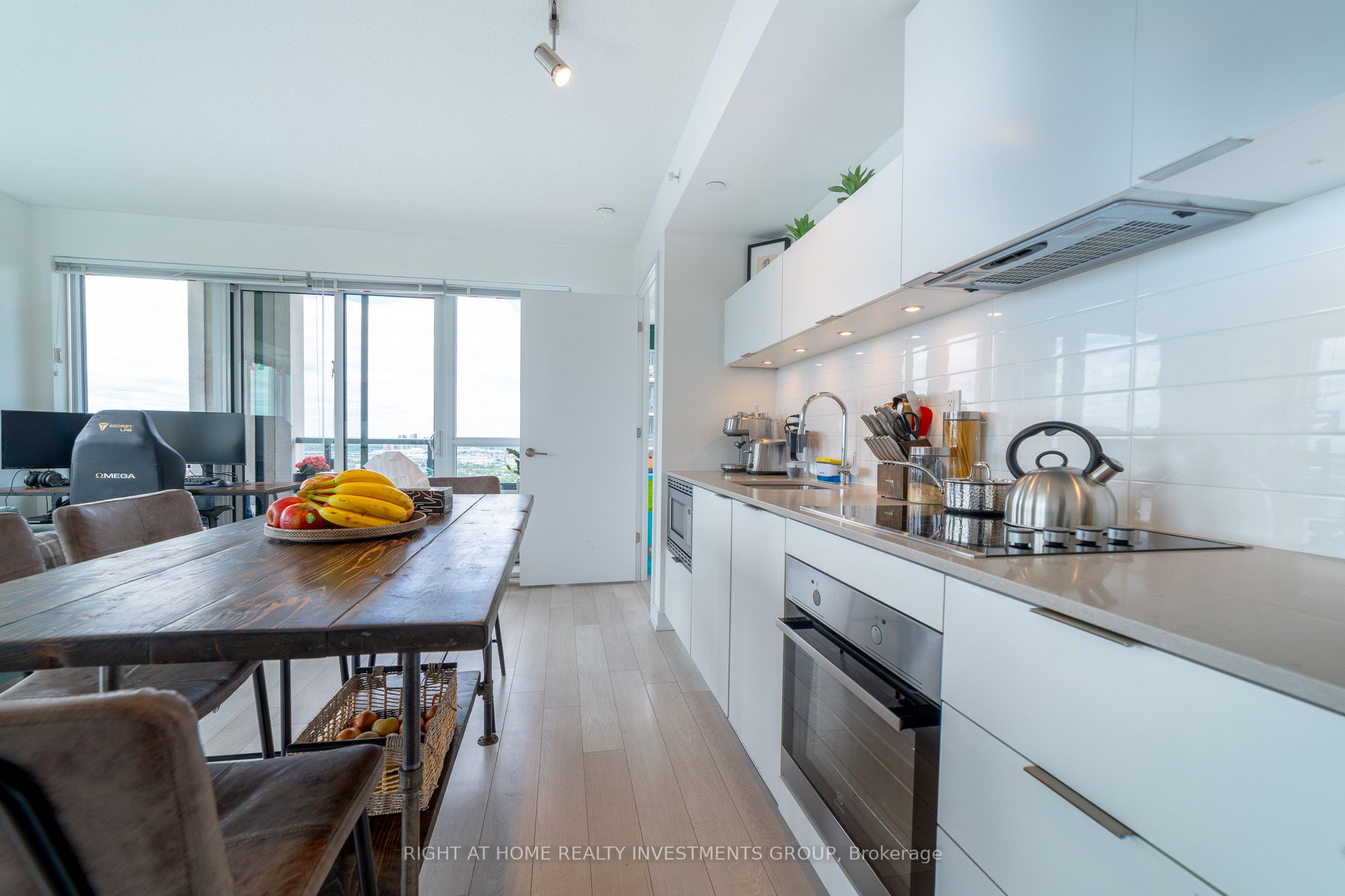 20 Thomas Riley Rd Road W 2309