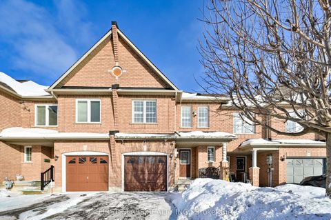 747 Joe Persechini Drive Newmarket ON L3X 2S6