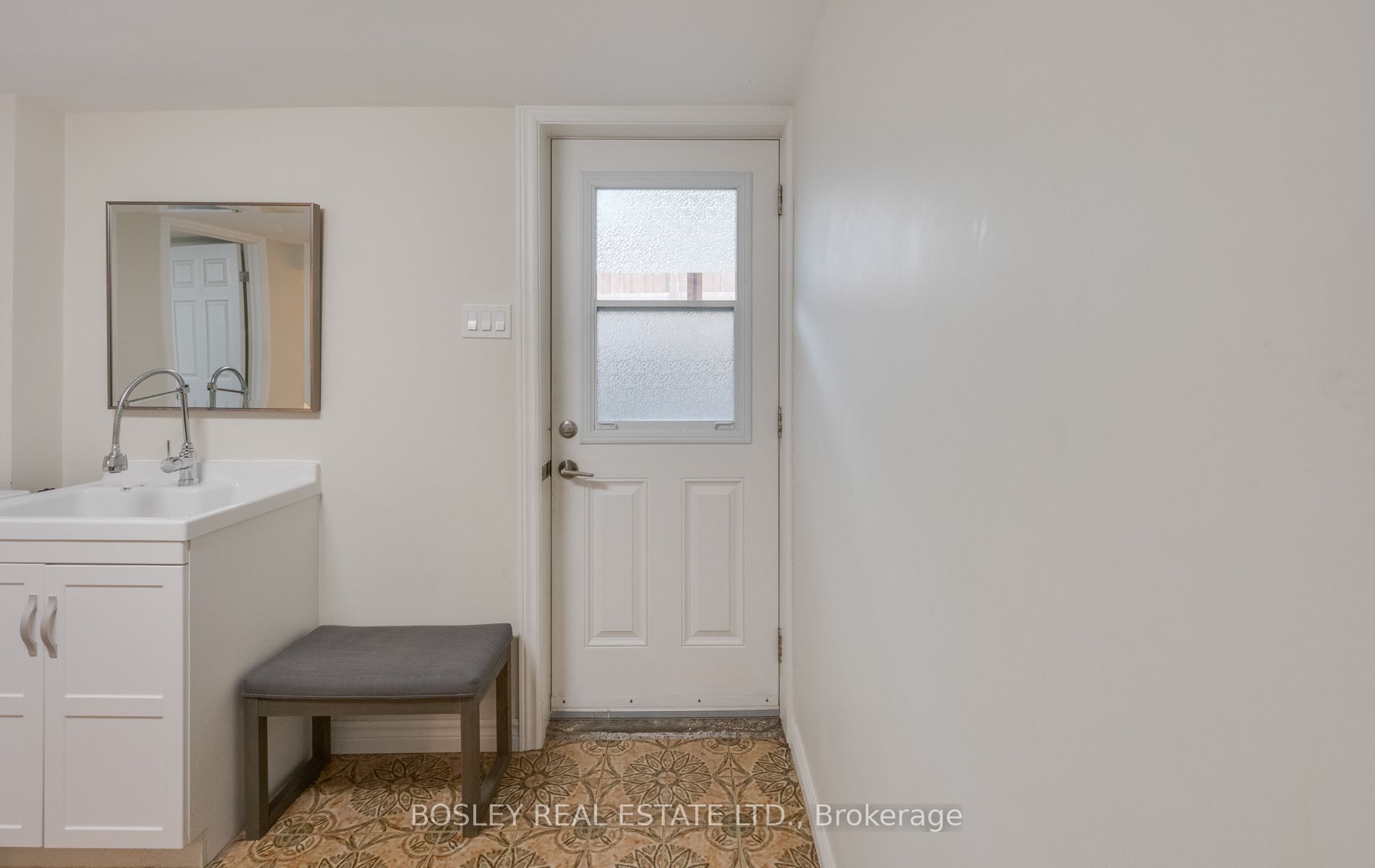 45 Rusholme Pk Crescent Basement