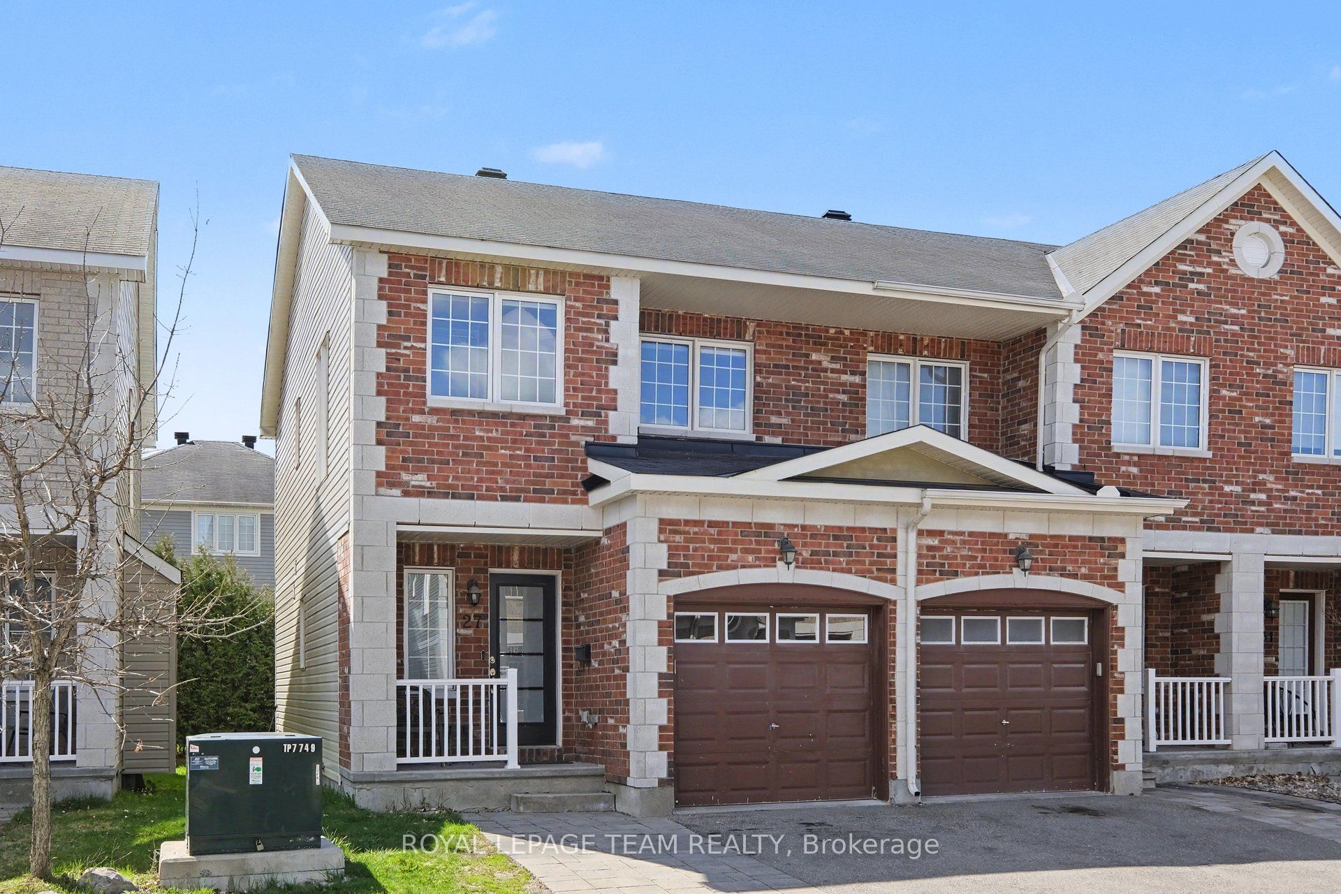 Photo 1 of 28 — 27 Dundalk Private, Barrhaven, ON K2J 0J5