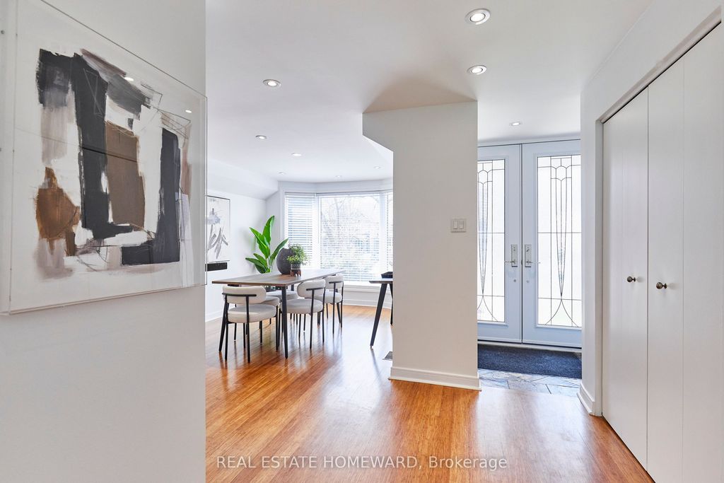 Photo of 117 Edgewood Avenue, Toronto, ON M4L 3H2 (MLS # E13052348)