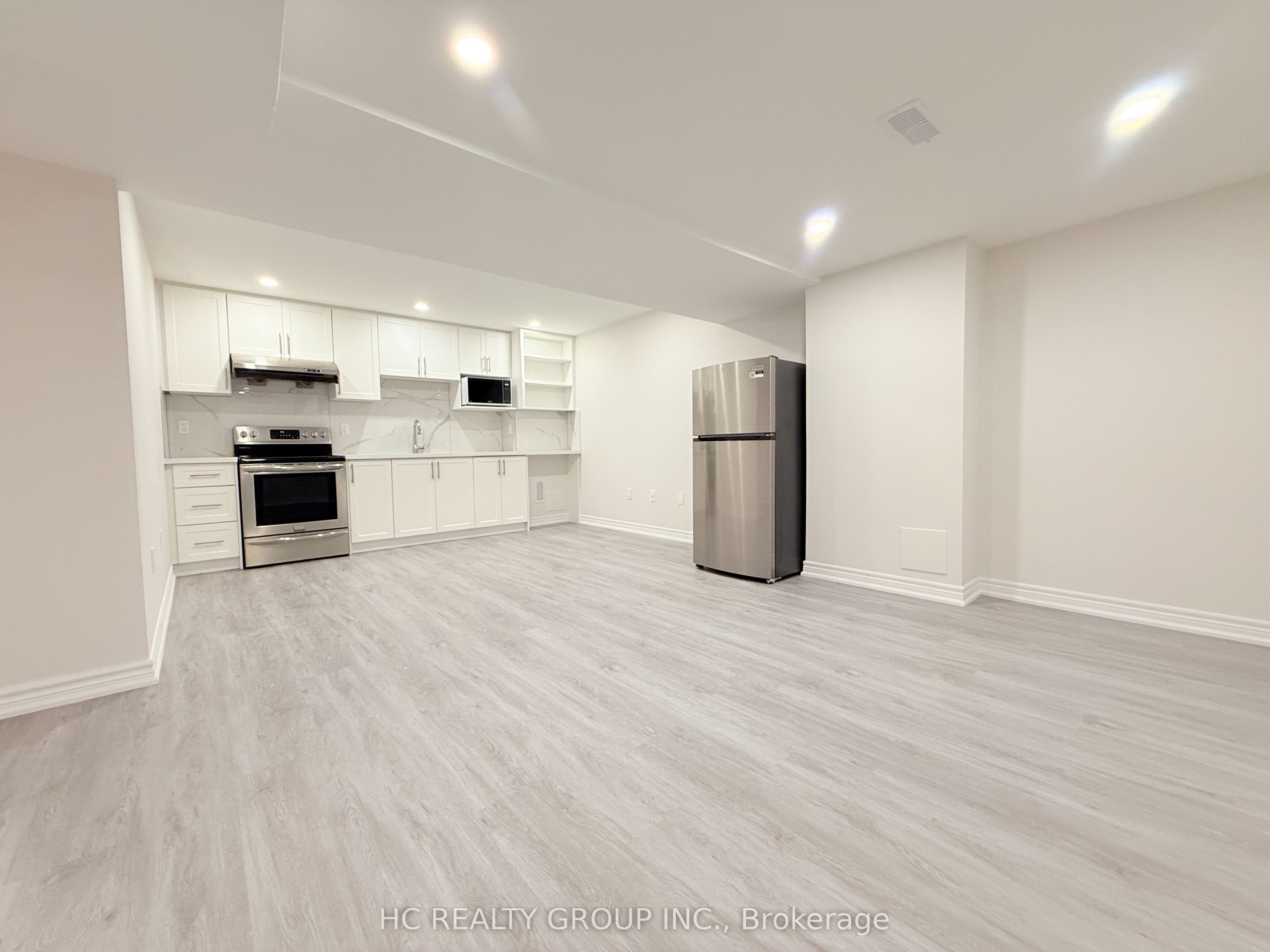 19 Moore's Court Basement