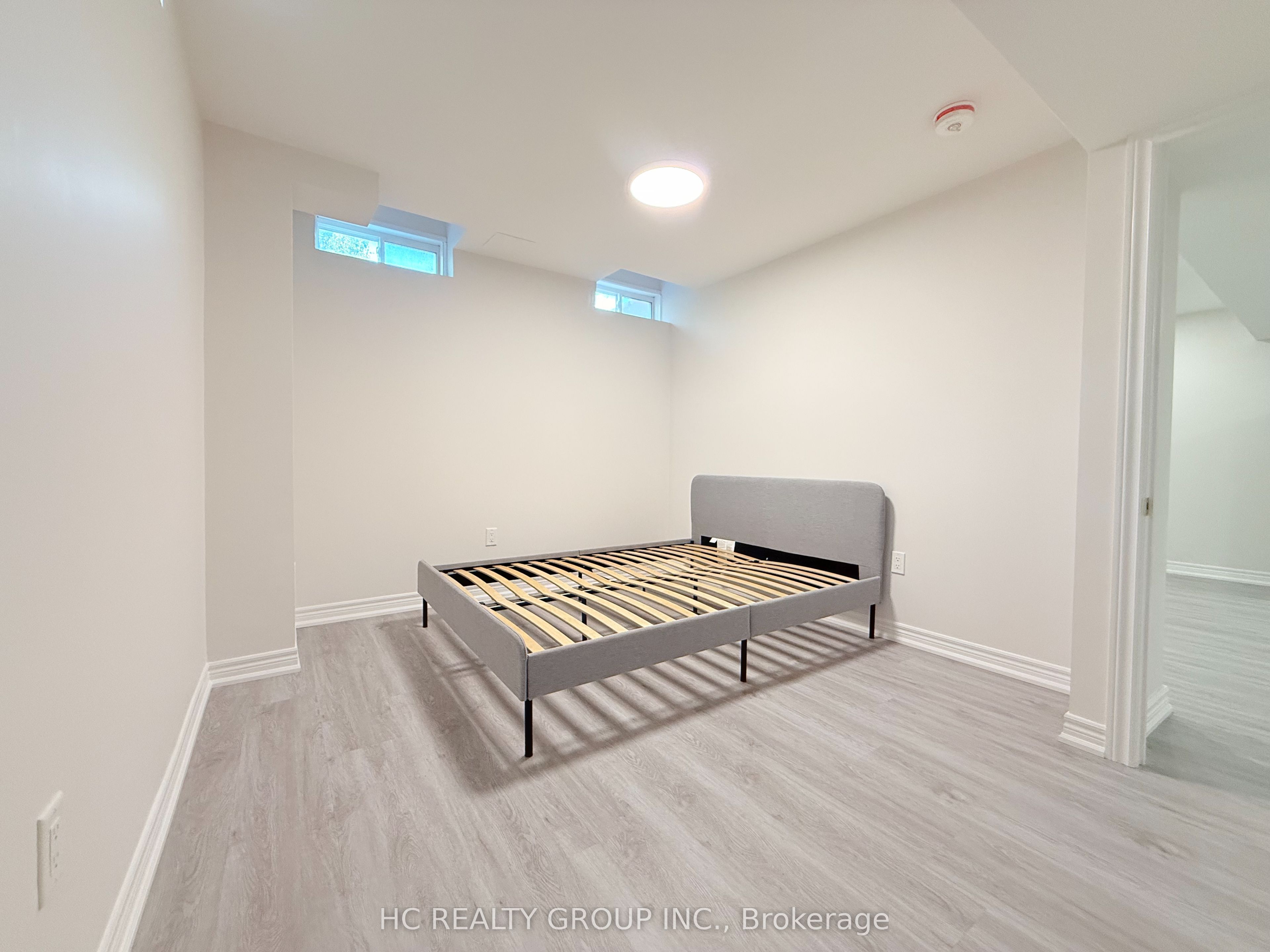 19 Moore's Court Basement