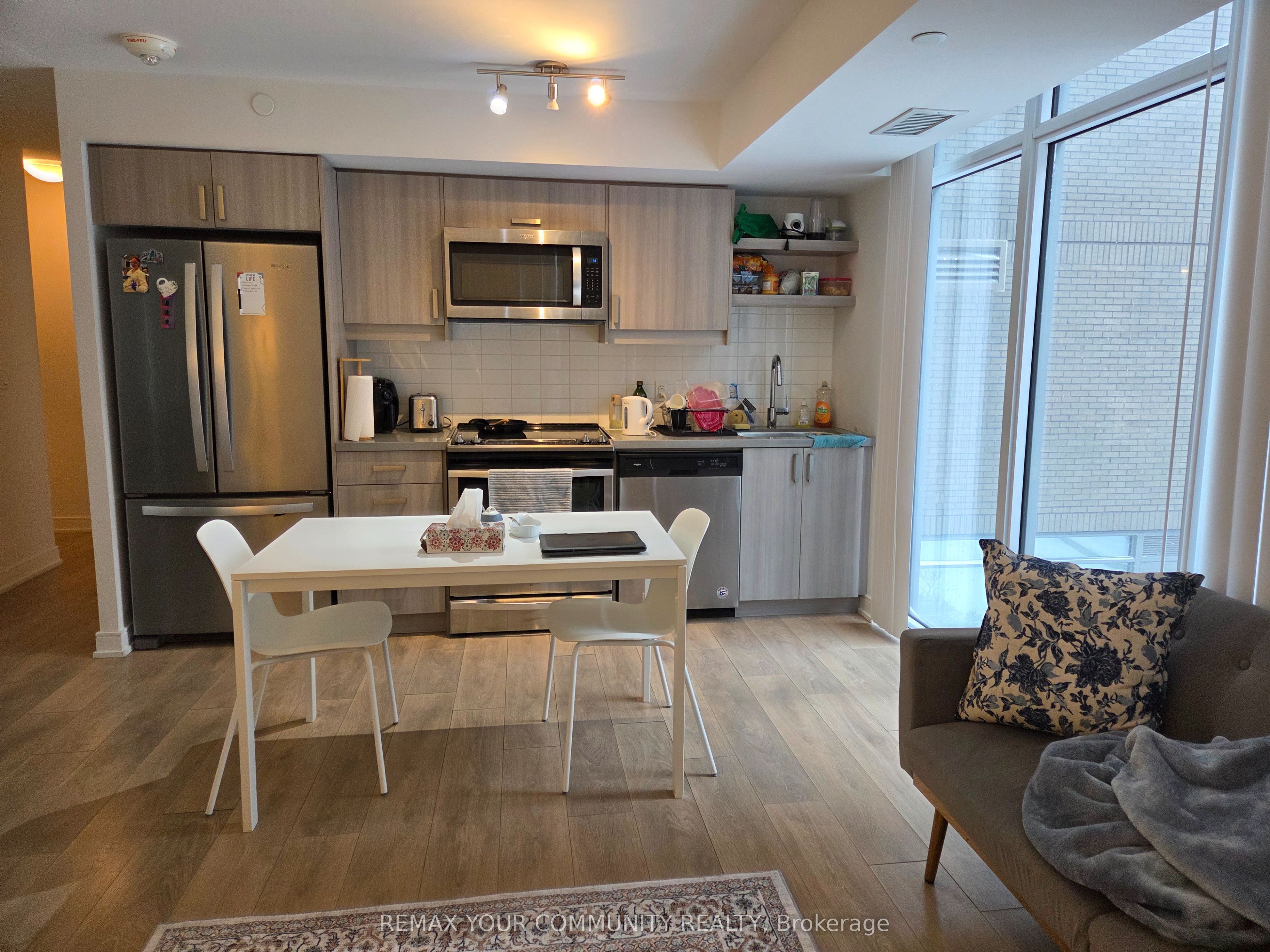 50 Wellesley Street E 302