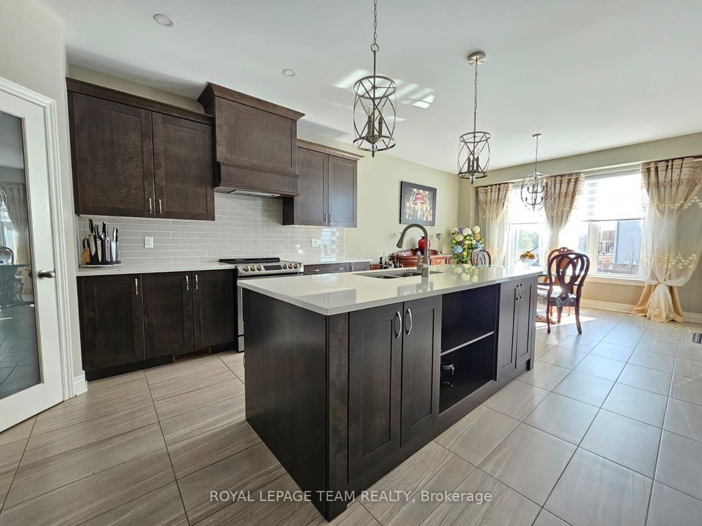 Photo of 70 Morris Street, Carleton Place, ON K7C 0A4 (MLS # X12864140)