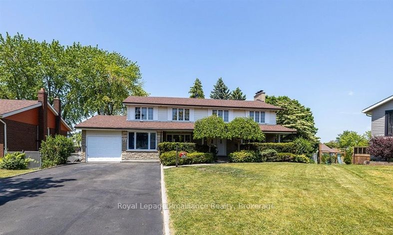 Photo 1 of 18 — 35 Patrick Street, Quinte West, ON K8V 4B4