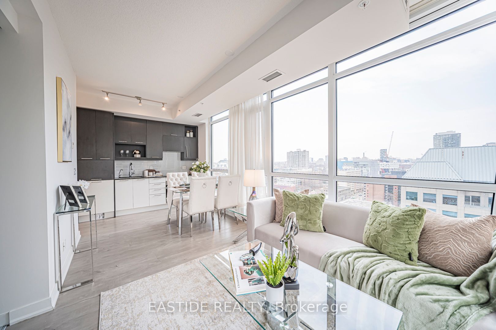 30 Nelson Street 1502