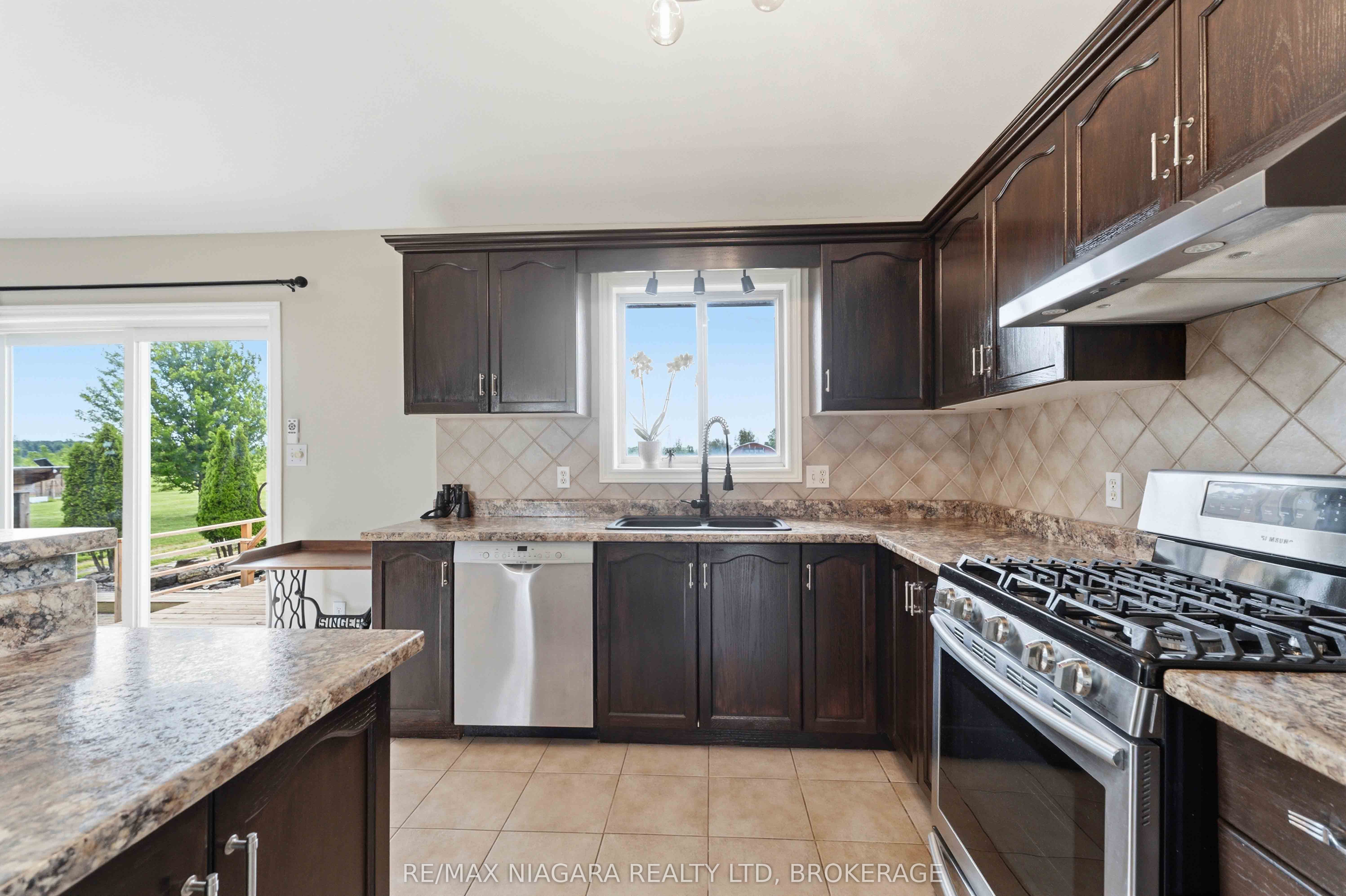 661 Carl Road
